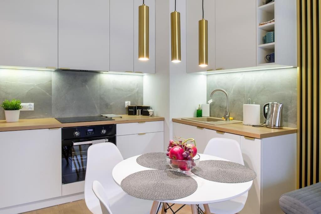 Apartment In Gold